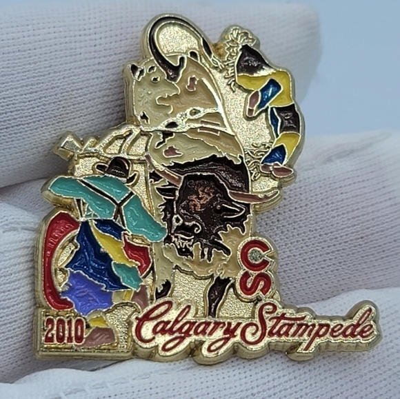 Calgary Stampede 2010 Pin #644 - Picture 2 of 7